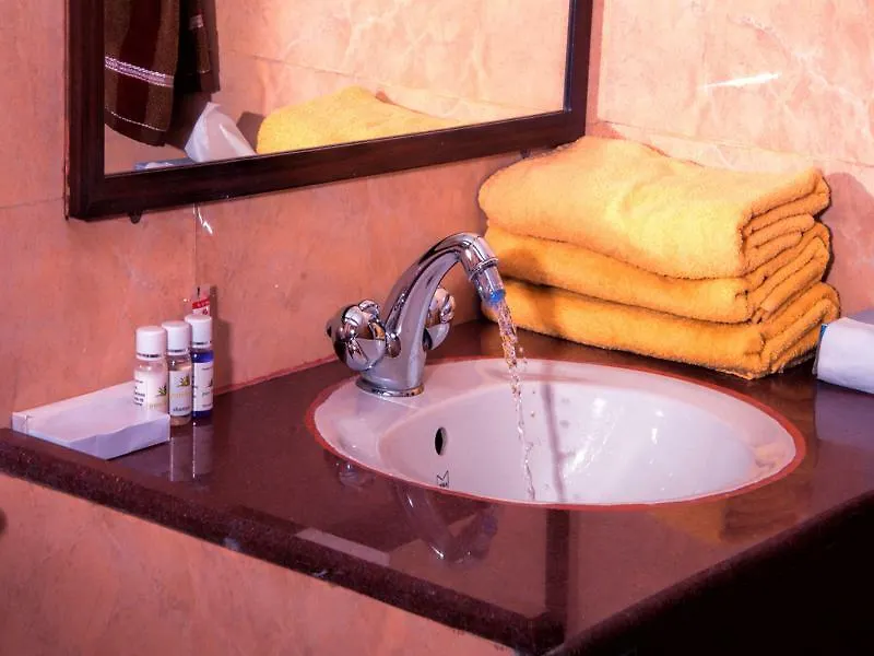 Homestay Oyo 14106 Home Exotic Hill View Shoghi Shimla India